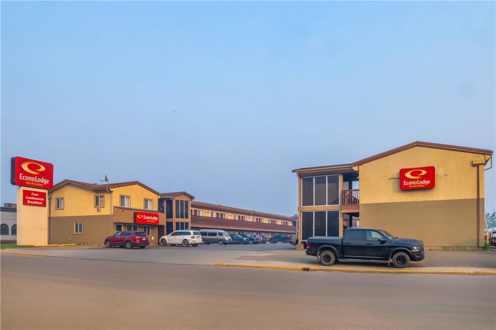 Econo Lodge Inn & Suites — hotel in High Level