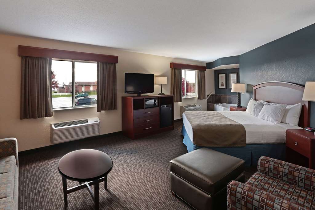 AmericInn by Wyndham Bay City - photo 18