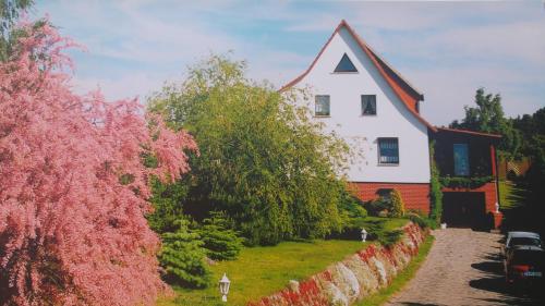 Apartments Achterblick — 4-Star Luxury Hotel in Koserow, Germany