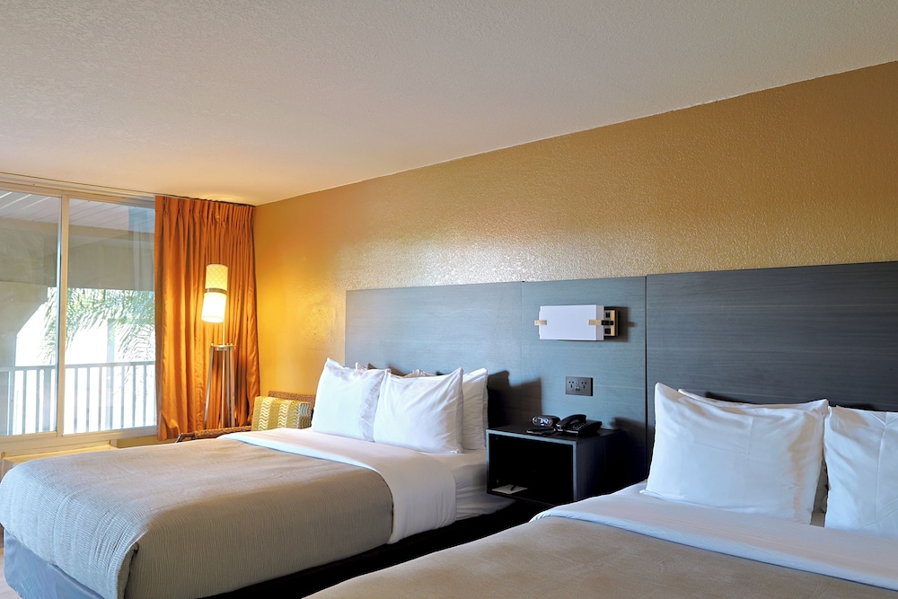 Quality Inn Kennedy Space Center - photo 17