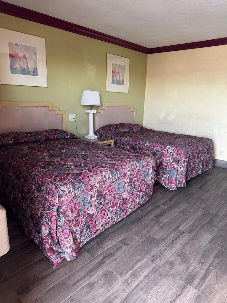 Sunstar Inn Los Banos near I 5 - photo 7