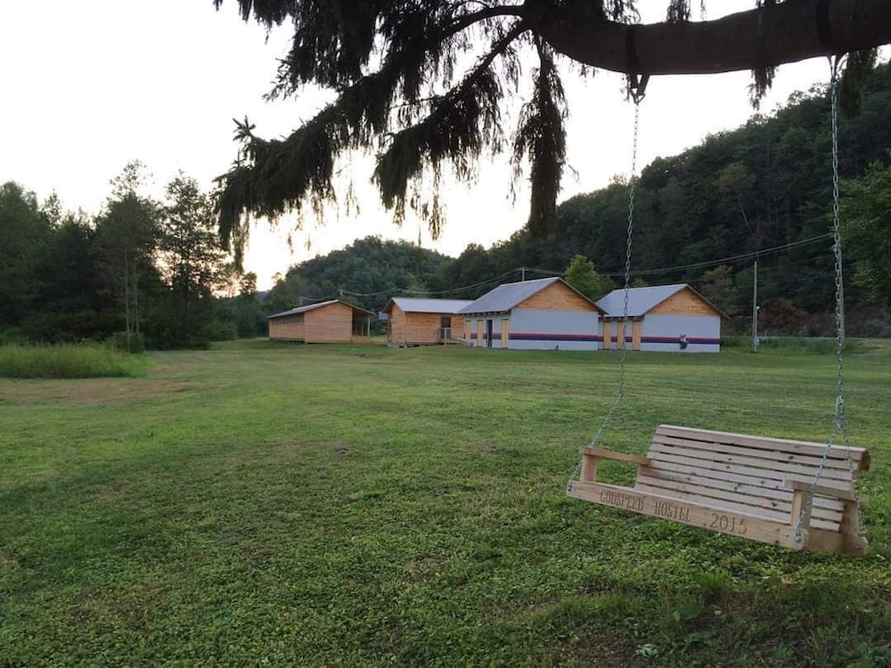 Godspeed Events & Lodging - photo 27