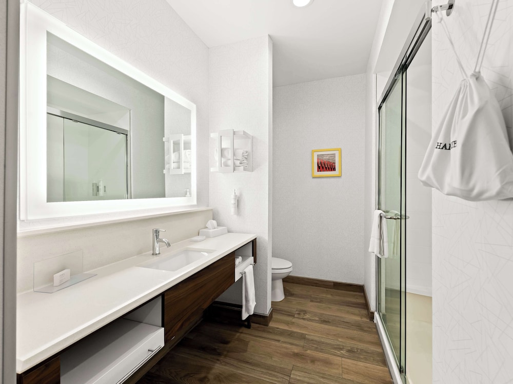 Hampton Inn Longview - photo 21