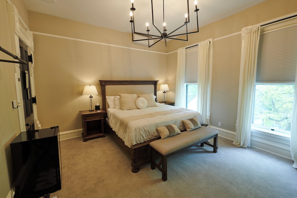 Inn At Pine Terrace - photo 13