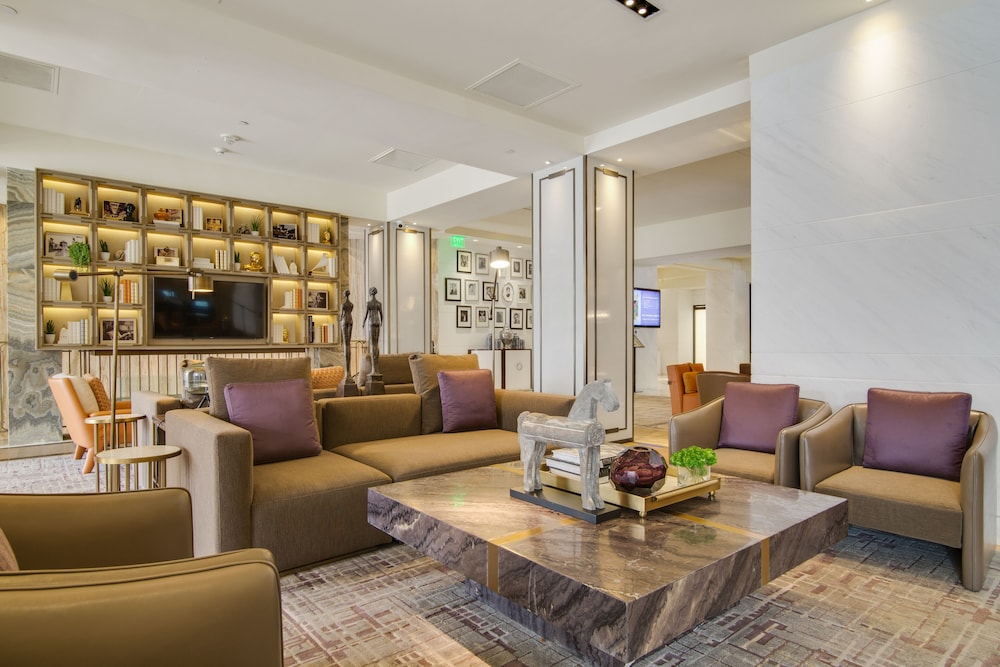 Sheraton Universal Hotel - photo 17