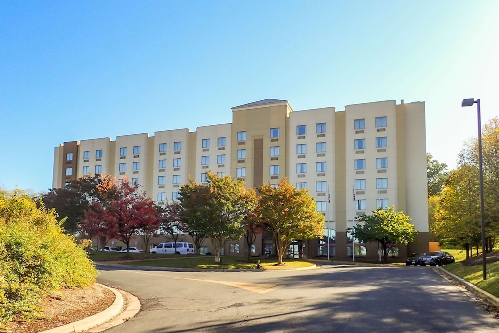 Sleep Inn & Suites BWI Airport - photo 49