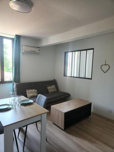 Le Maillot V in Castres, France