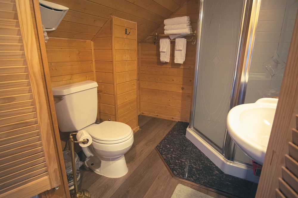 Tucker Peak Lodge - photo 30