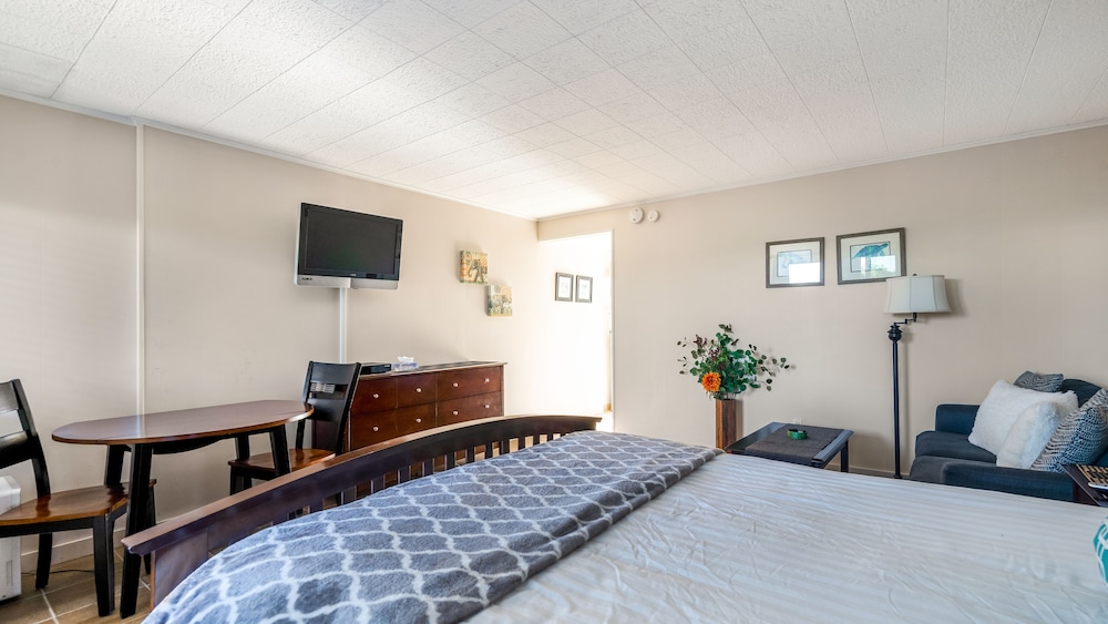 Driftwood Resort - photo 64