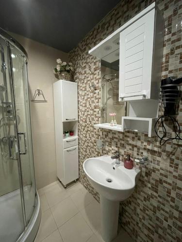 Cozy and Comfortable Sea View Apartment in Batumi