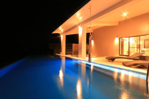 Marinx Poolvilla Nakandakari — 4-Star Luxury Hotel in Nanjo, Japan