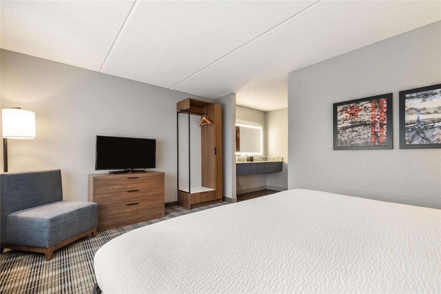 AmericInn by Wyndham Mounds View Minneapolis - photo 29
