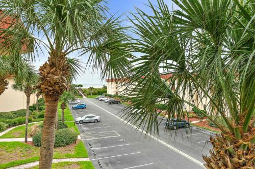 Unit 6302 Ocean & Racquet Resort — hotel in Saint Augustine Beach
