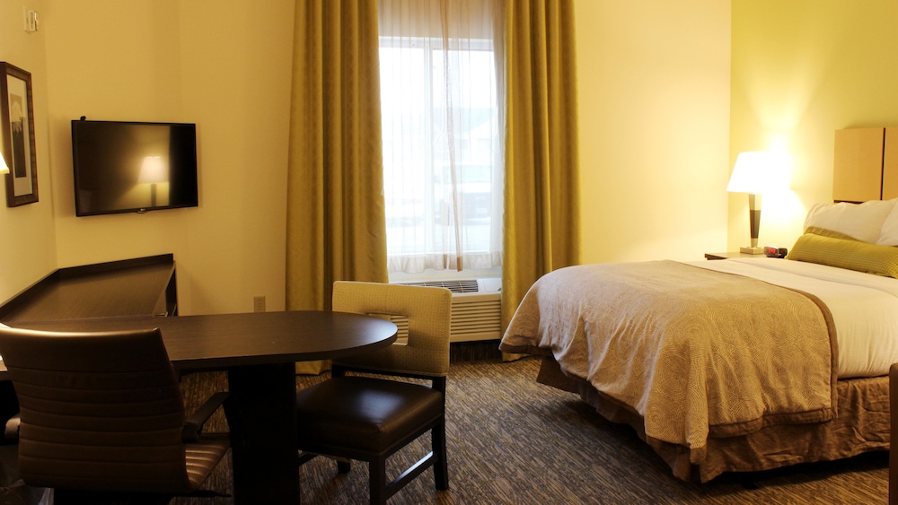 Candlewood Suites Sioux City Southern Hills by IHG - photo 8