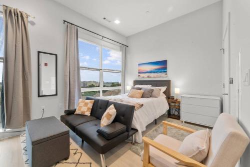Stylish and Cozy at Revere Beach — 4-Star Luxury Hotel in Revere, United States