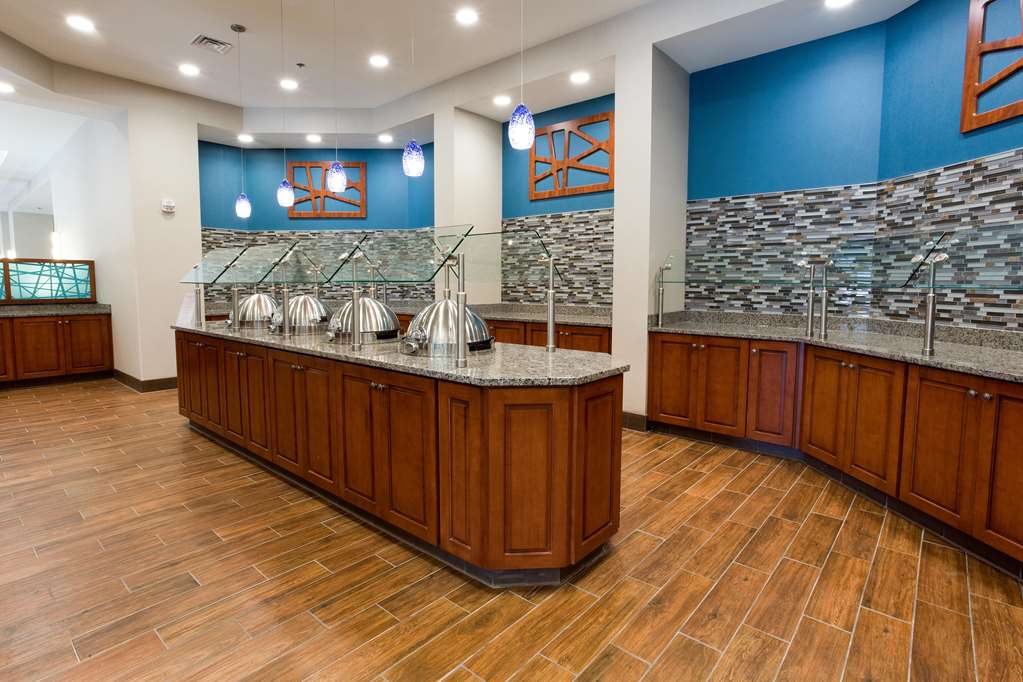 Drury Inn & Suites Burlington - photo 7