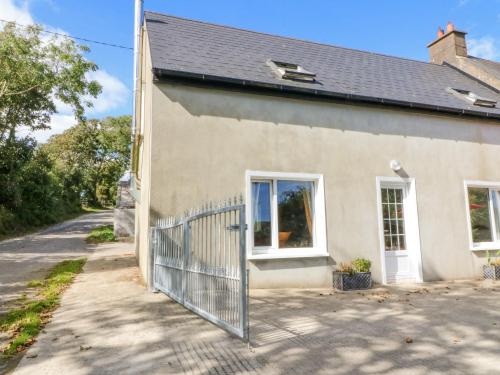 Beehive Cottage — 4-Star Luxury Hotel in None, Republic of Ireland
