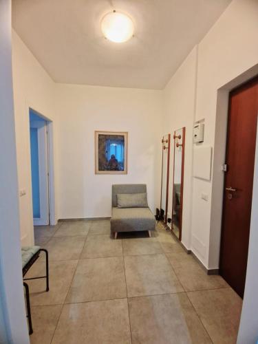 Appartamento Affitto Breve Bande Nere — 4-Star Luxury Hotel in Milan, Italy