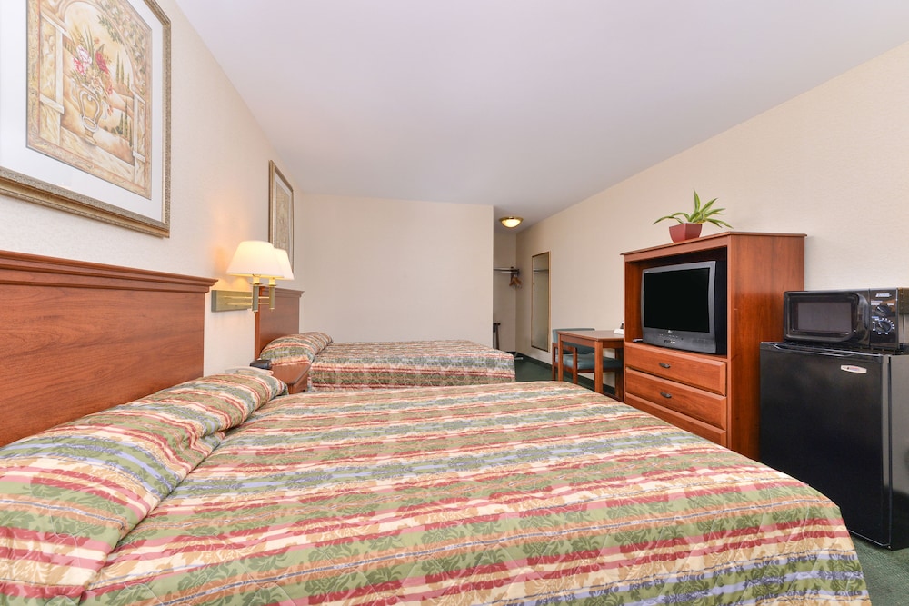 Tower Inn And Suites Of Guilford Madison - photo 22