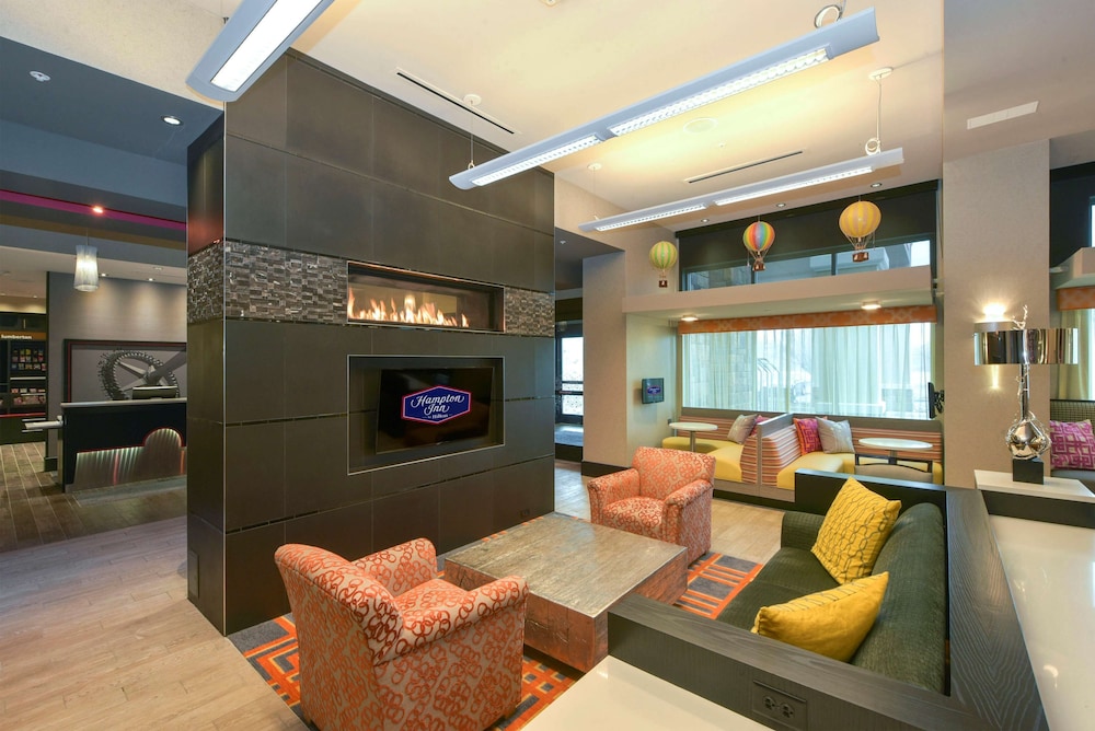 Hampton Inn Lumberton - photo 6