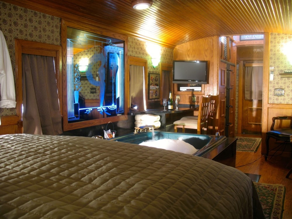 Featherbed Railroad Company - photo 29