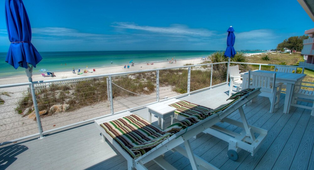 The Blue Horizon - photo 32