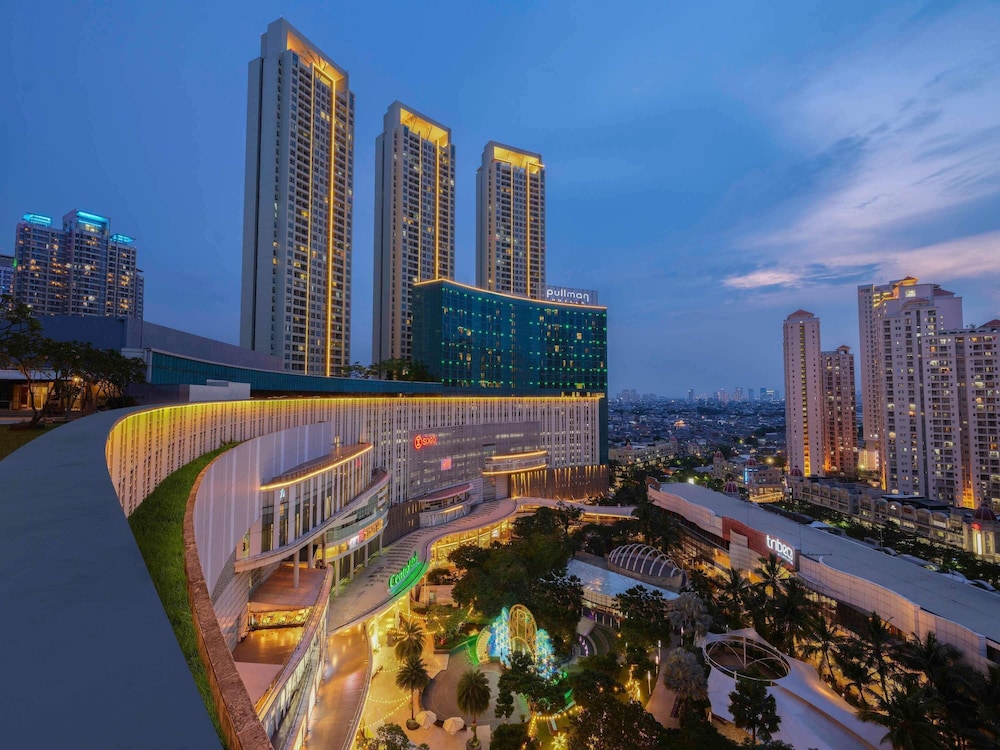 Pullman Jakarta Central Park — 5-Star Luxury Hotel in Jakarta, Indonesia