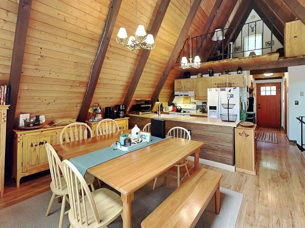 Coopers Landing - carbon neutral hotel in Swanton