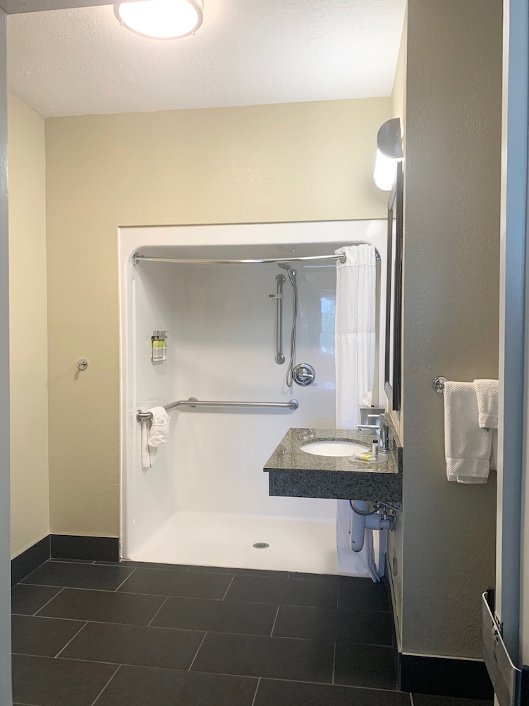 Staybridge Suites North Albuquerque by IHG - photo 21