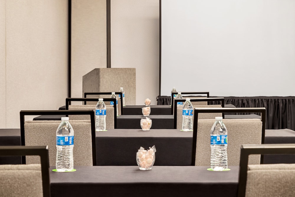 Holiday Inn Orlando International Airport by IHG - photo 94