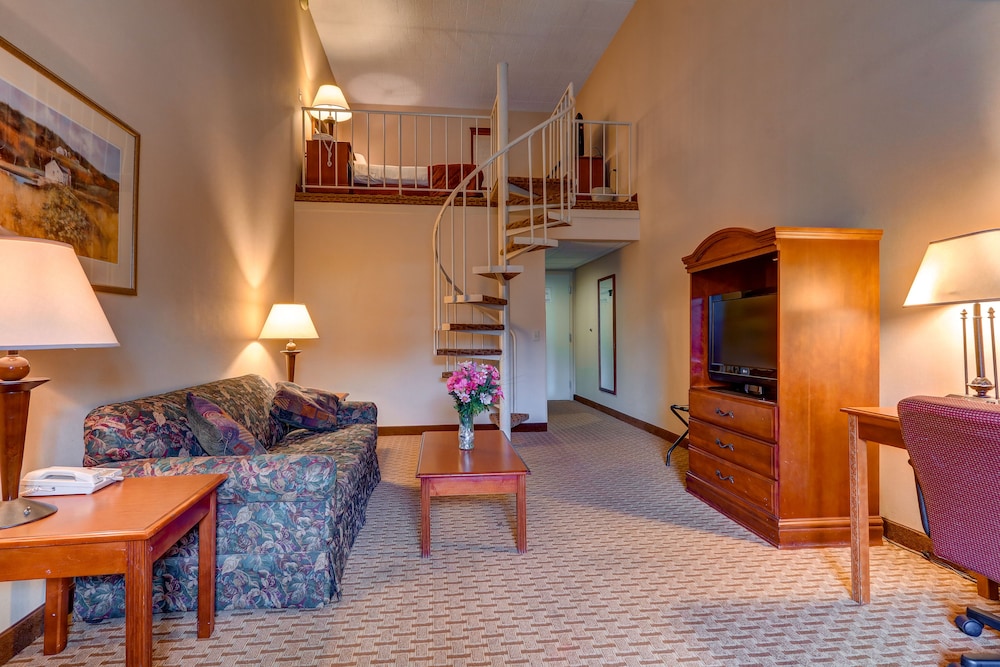 Chateau Resort & Conference Center - photo 12