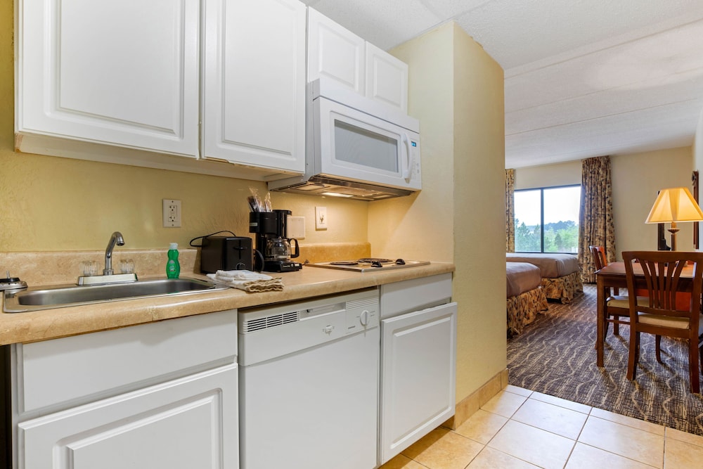 LikeHome Extended Stay Hotel Warner Robins - photo 20