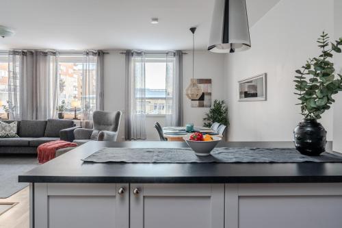 Guestly Homes 3BR City Charm — 4-Star Luxury Hotel in Pitea, Sweden