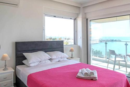 Breathtaking seaview studio in Athenian Riviera — 4-Star Luxury Hotel in Athens, Greece