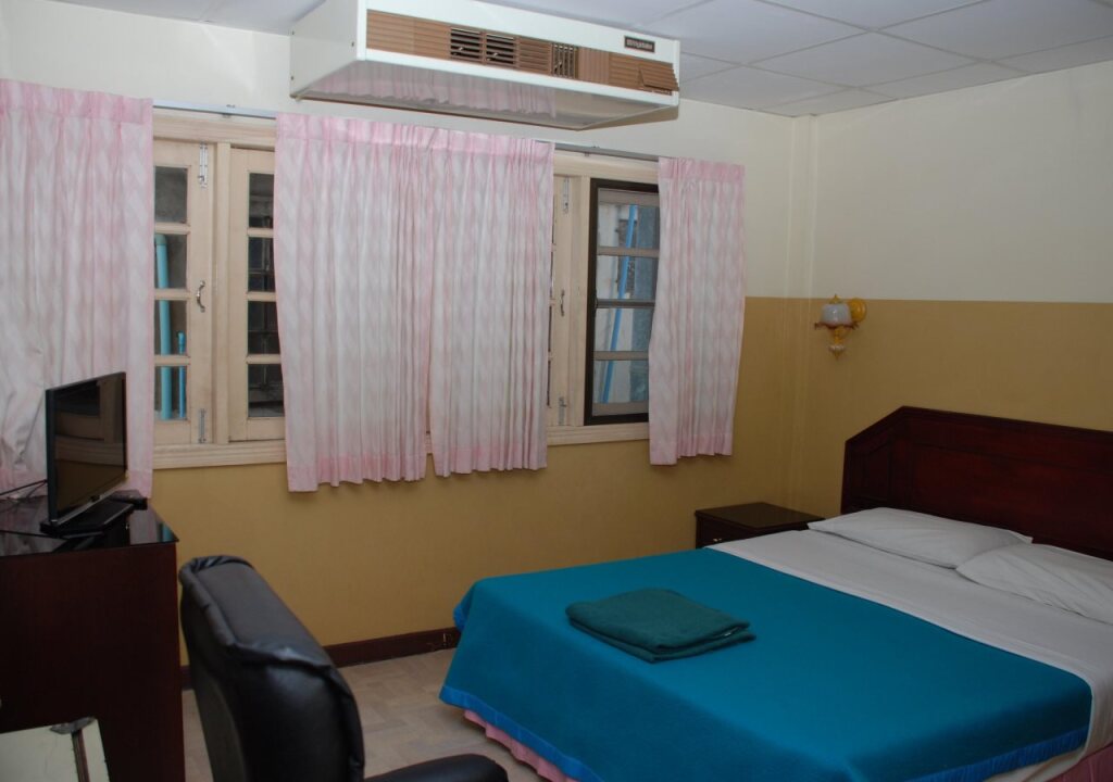 Moonshine Place - last minute hotel in Pattaya