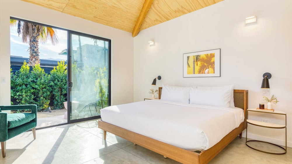Blackhaus Suites by AvantStay - photo 36