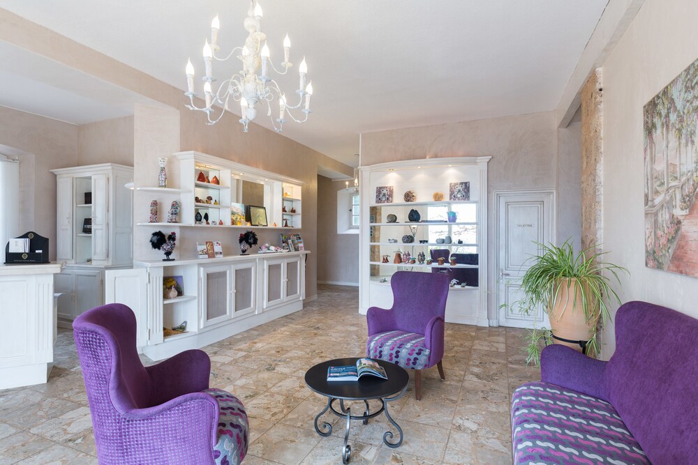 La Bastide De Tourtour & Spa Hôtel — 4-Star Luxury Hotel in Villecroze, France