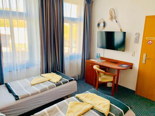 Hotel Pension Petridamm in Rostock, Germany