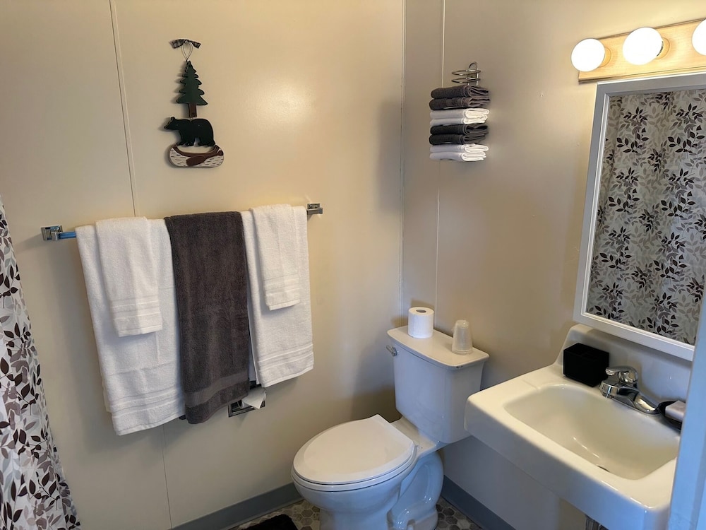 The Kenai Inn - photo 13