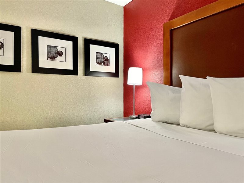 FairBridge Inn & Suites Fort Wayne — hotel in Fort Wayne