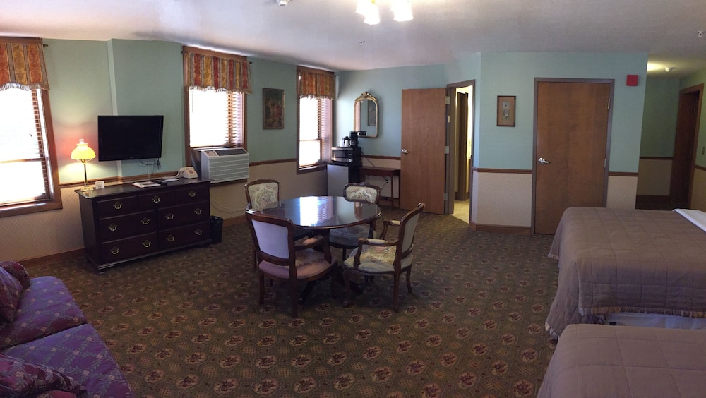 Hotel Millersburg - photo 9