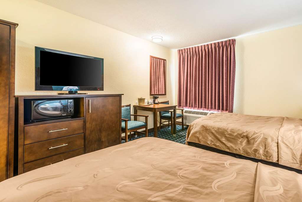 Quality Inn Loudon Concord - photo 13