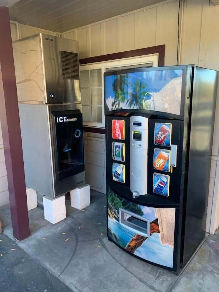 Villa Court Inn Oroville - photo 5