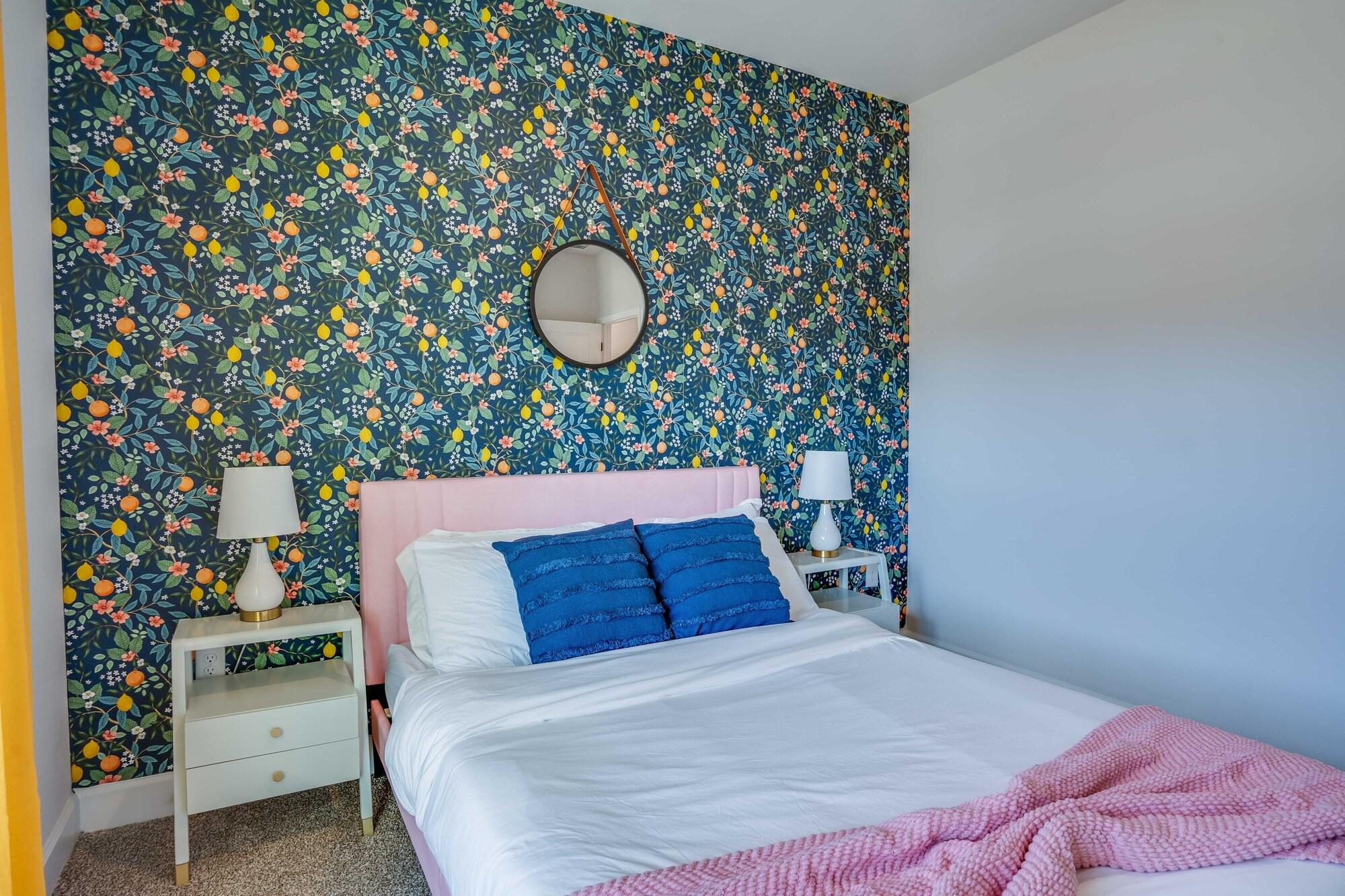 Citrus Cottage: Comfy Hwy 10 Peaceful Retreat — 4-Star Luxury Hotel in Tallahassee, United States