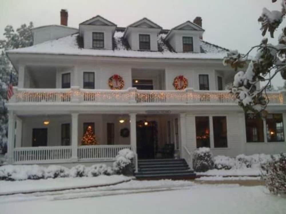 The Magnolia Inn - photo 17