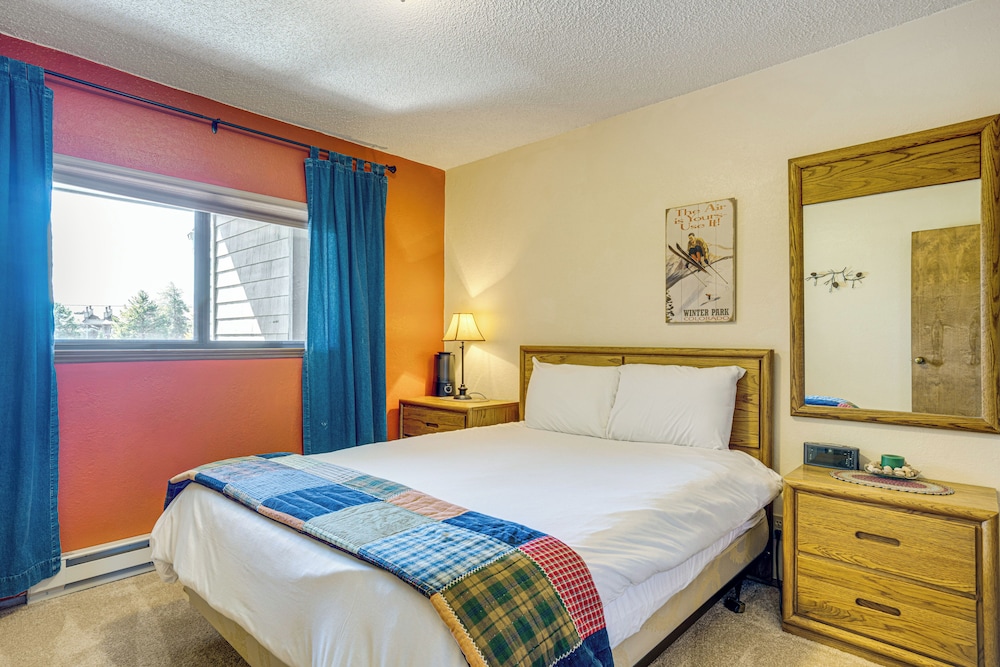 6 Mi to Winter Park Resort Fraser Condo with Pool - photo 17