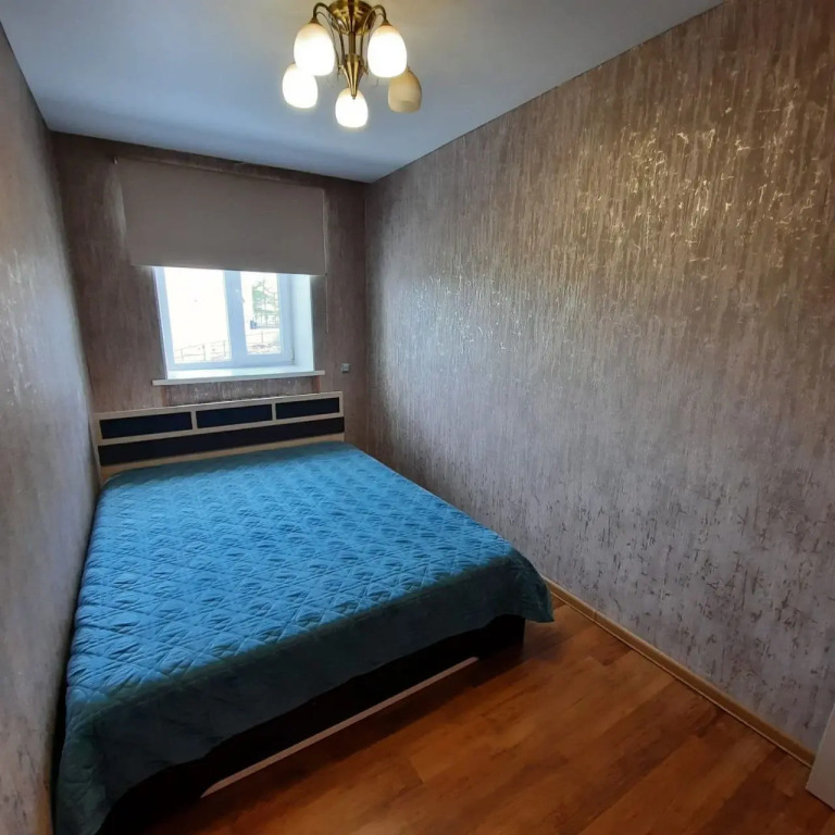 Flat Na Shkolnom Pereulke 10 21516028 — Magadan