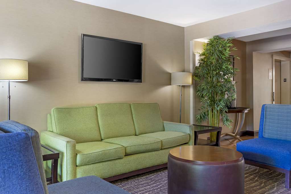 Quality Inn Raleigh Downtown - photo 5