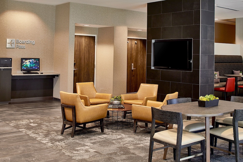 Courtyard by Marriott Minneapolis West - photo 5