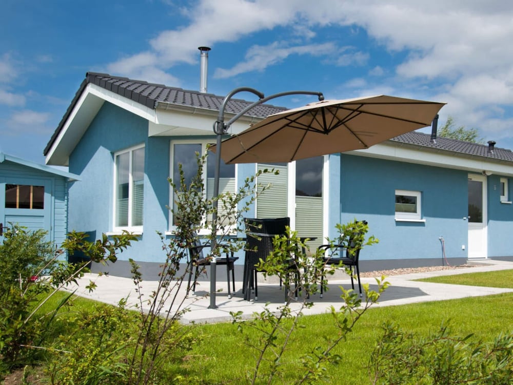 Fereienhaus Mellumplate — 4-Star Luxury Hotel in Dorum, Germany